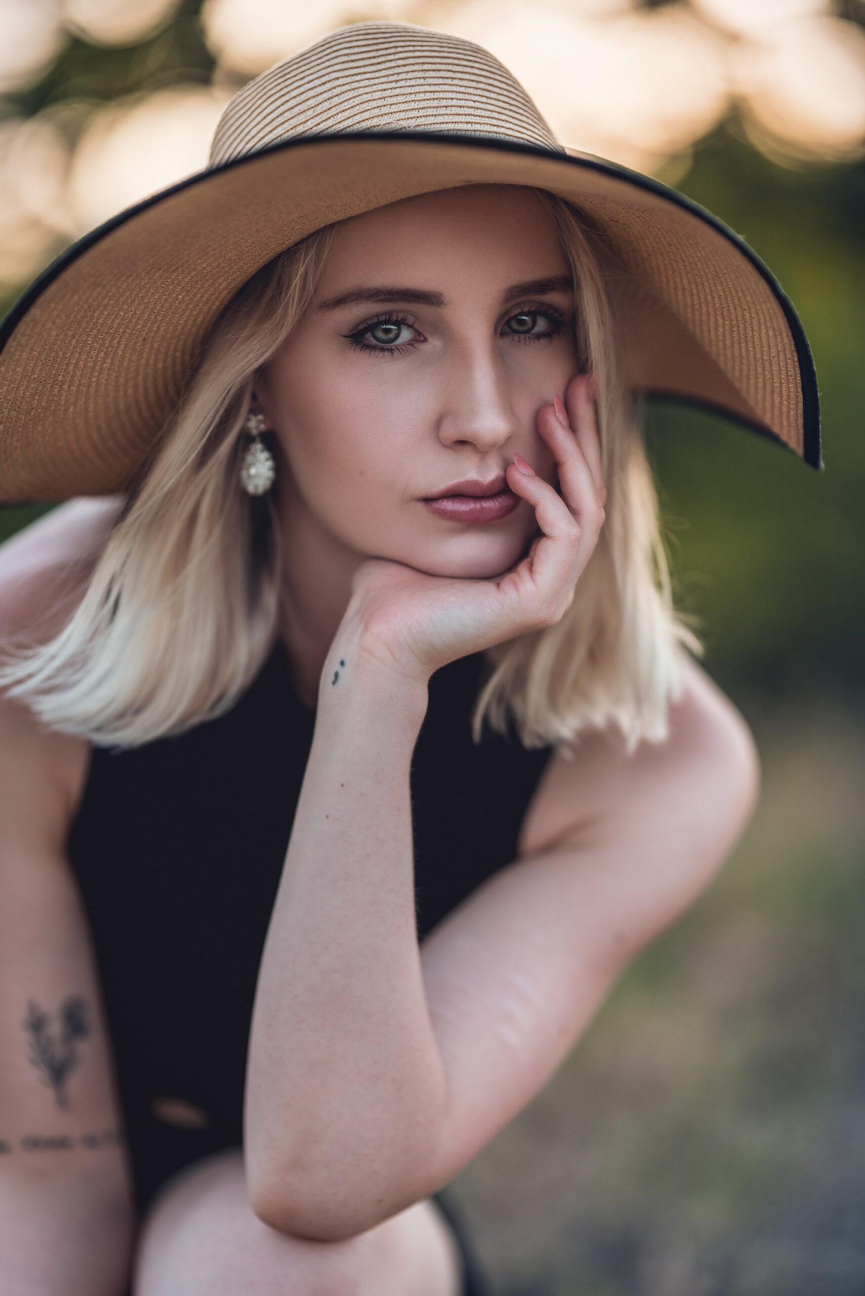stefanraab-portraitfotografie-mainz-frau-hut